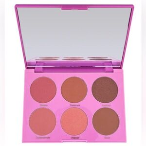 RealHer You Are Brilliant Blush Palette